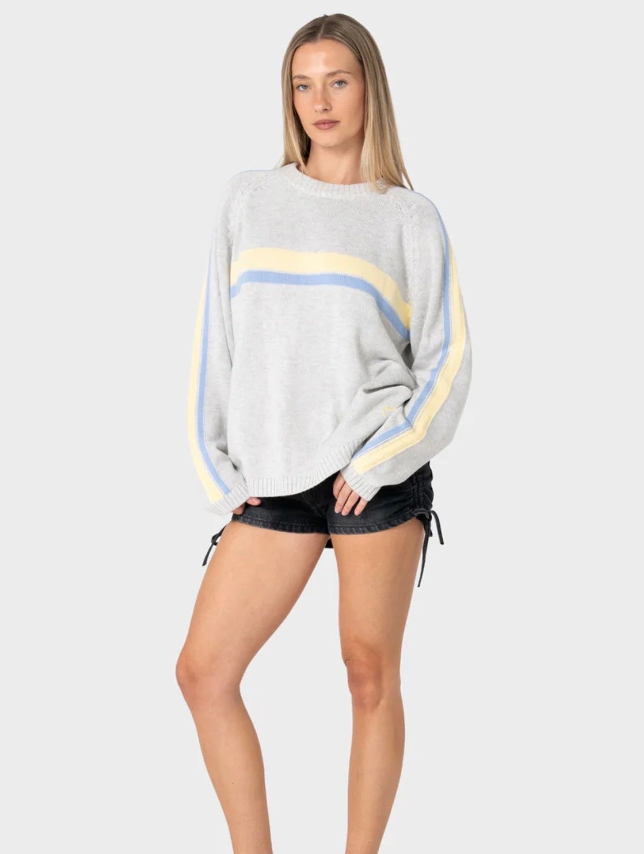 RUSTY- White Lines L/S Crew Neck Knit