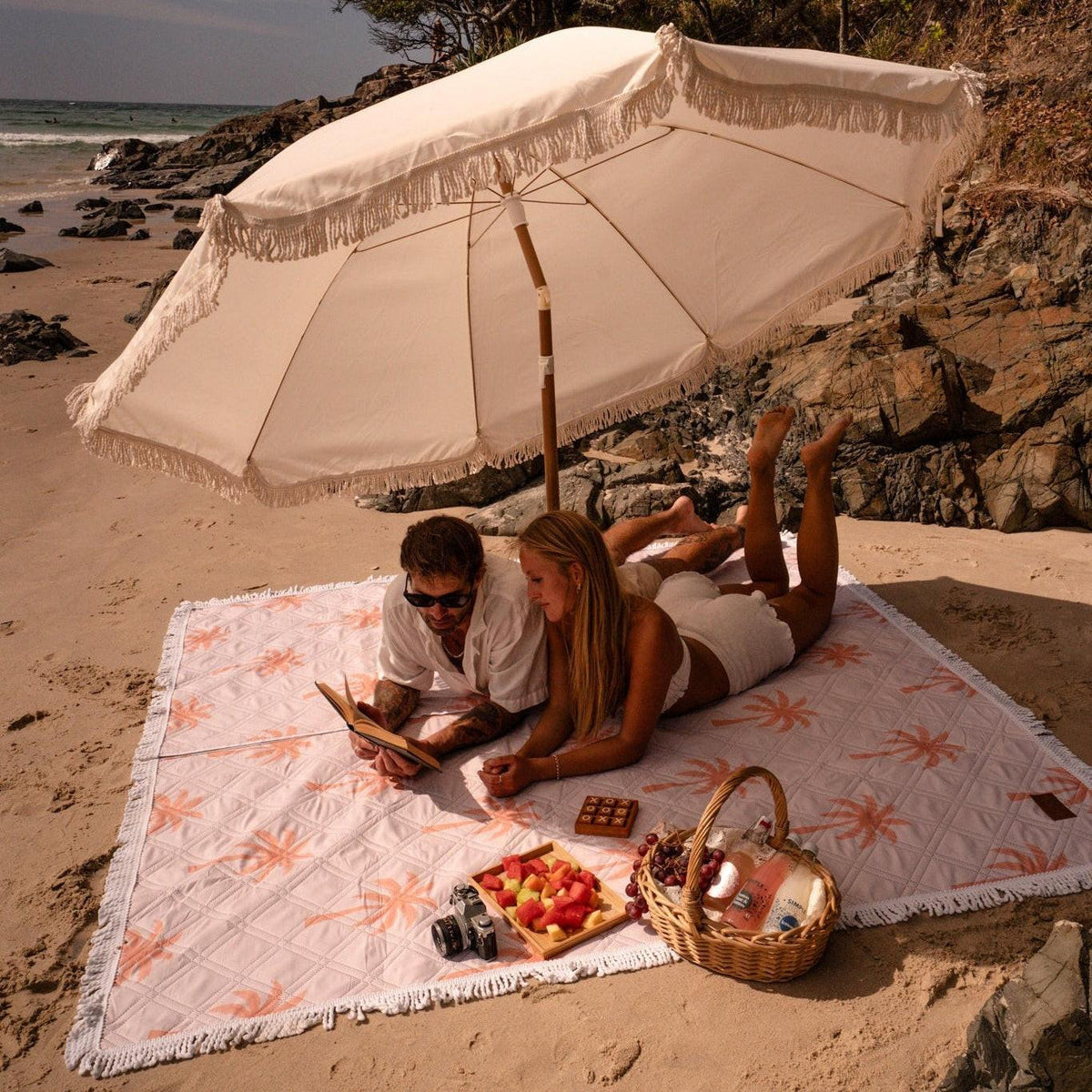 XANTO — SAND FREE BEACH & PICNIC RUG | PALMS
