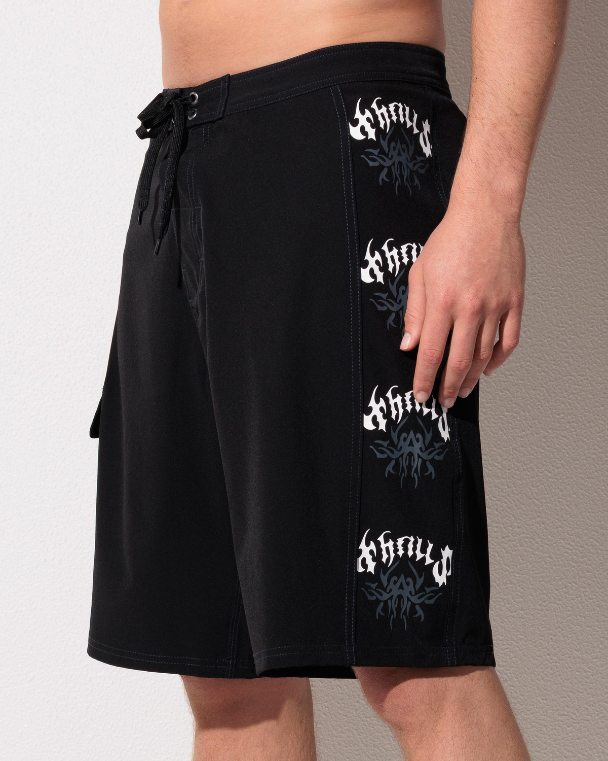 THRILLS — STAGGER BOARDSHORT BLACK