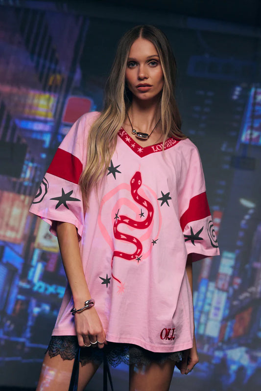 ONLY LOVERS SERPENT TEE PINK